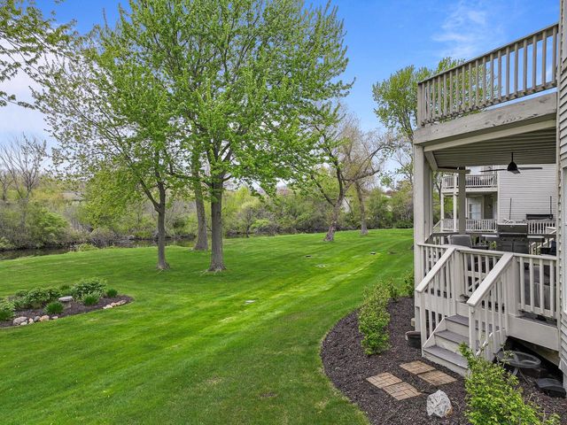 401 Abbey Ridge COURT, Fontana, WI 53125