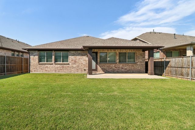 1336 Pleasant Knoll Trail, Aubrey, TX 76227