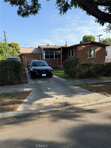 901 E 102nd, Los Angeles, CA 90002