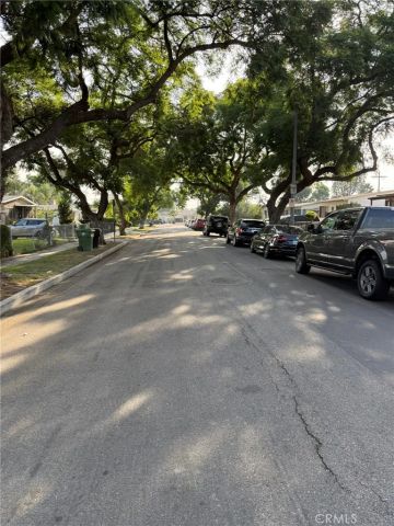 901 E 102nd, Los Angeles, CA 90002