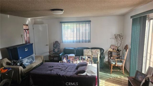 901 E 102nd, Los Angeles, CA 90002