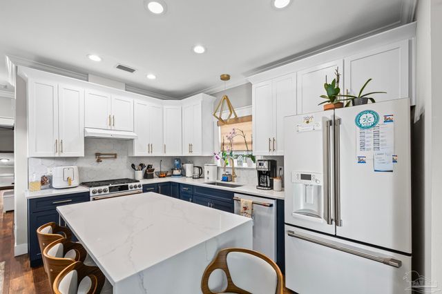 1100 E Yonge St, Pensacola, FL 32503