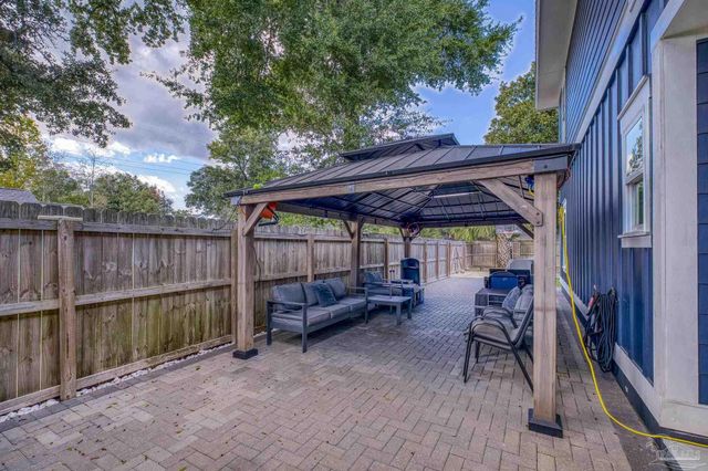 1100 E Yonge St, Pensacola, FL 32503