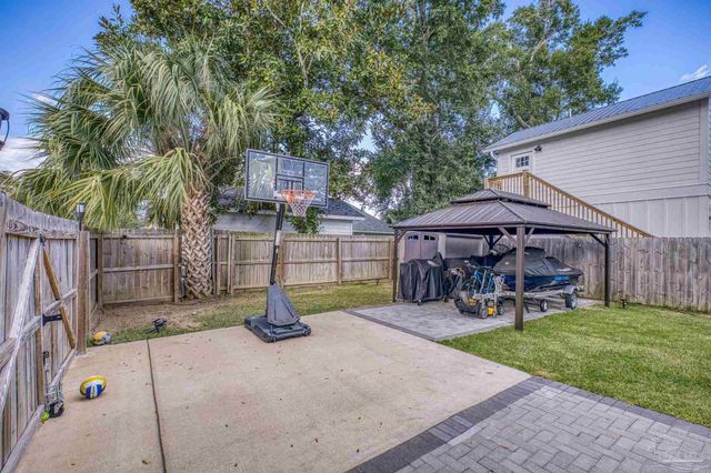 1100 E Yonge St, Pensacola, FL 32503