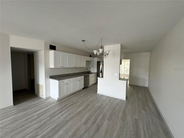 2072 AUSTRALIA WAY W 48, Clearwater, FL 33763