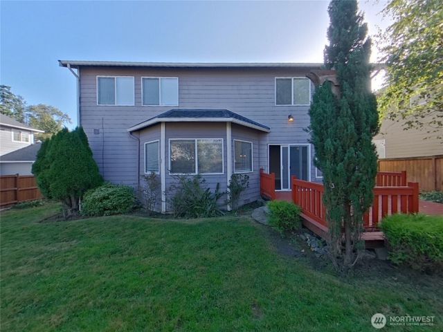 4110 45Th Avenue NE, Tacoma, WA 98422