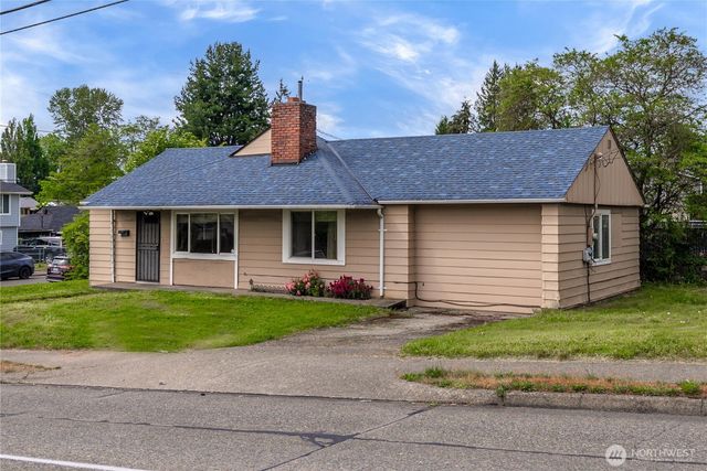 1821 S 19th Street, Tacoma, WA 98405