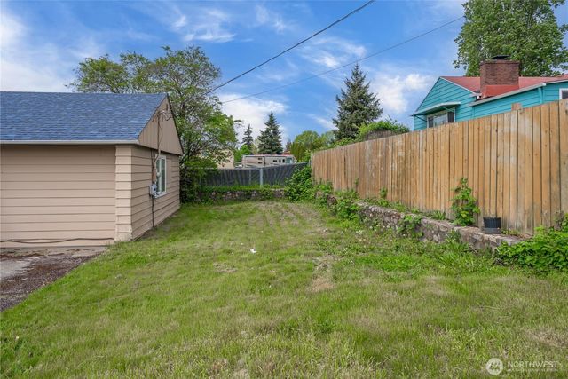 1821 S 19th Street, Tacoma, WA 98405