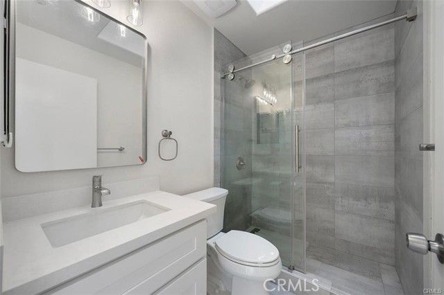 134 N Atlantic B, Alhambra, CA 91801