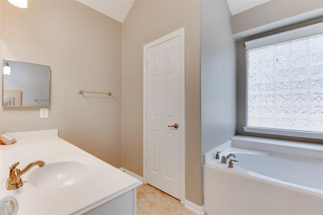 7131 Sundance Meadows Lane, Richmond, TX 77407