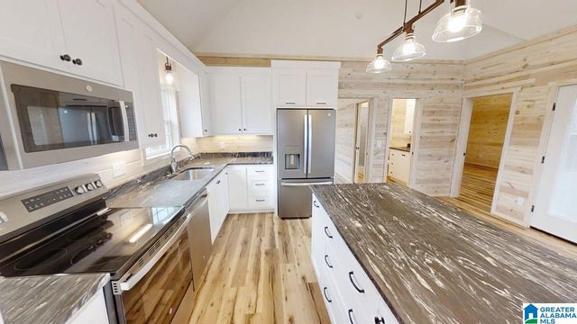 162 COUNTY ROAD 2035, Crane Hill, AL 35053