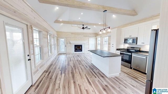 162 COUNTY ROAD 2035, Crane Hill, AL 35053