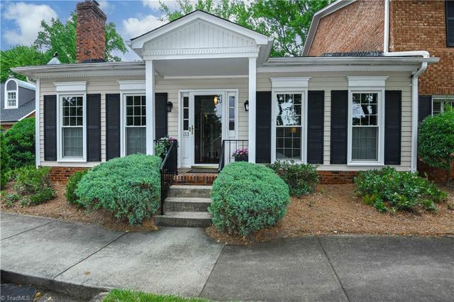 33 Fountain Manor Drive A, Greensboro, NC 27405