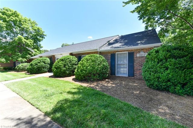 33 Fountain Manor Drive A, Greensboro, NC 27405
