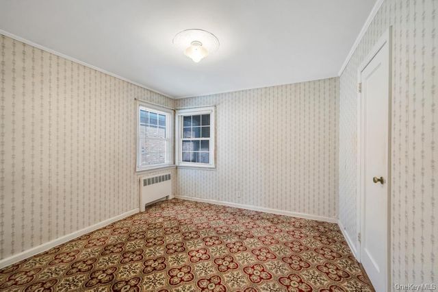 25719 87th Road, Floral Park, NY 11001
