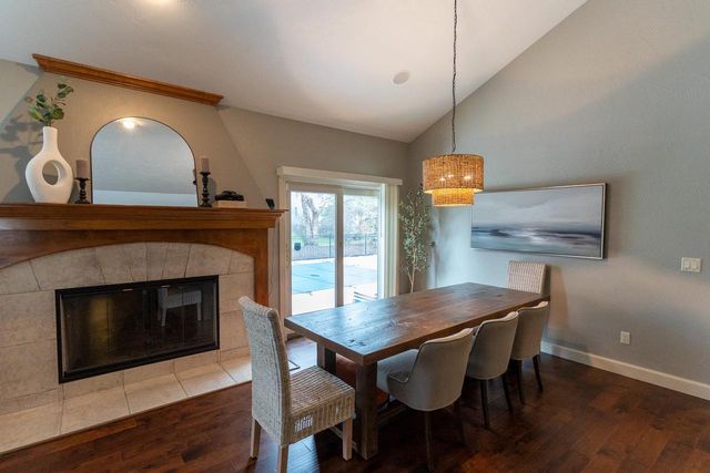 522 E TALLGRASS DRIVE, Appleton, WI 54913