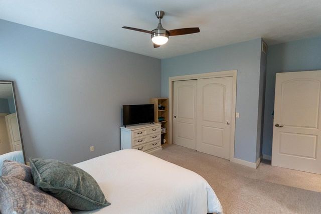 522 E TALLGRASS DRIVE, Appleton, WI 54913