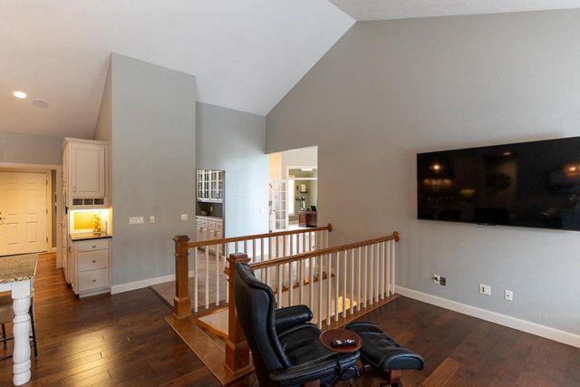 522 E TALLGRASS DRIVE, Appleton, WI 54913