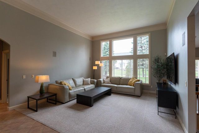 522 E TALLGRASS DRIVE, Appleton, WI 54913