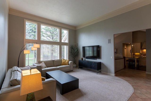 522 E TALLGRASS DRIVE, Appleton, WI 54913