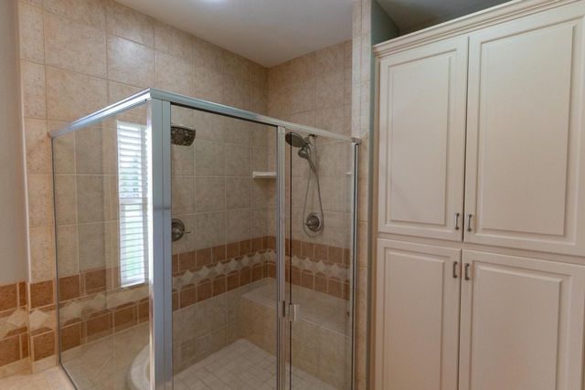 522 E TALLGRASS DRIVE, Appleton, WI 54913