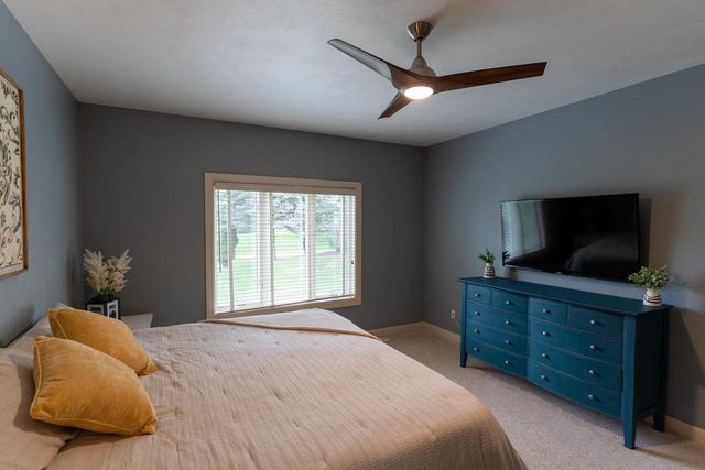 522 E TALLGRASS DRIVE, Appleton, WI 54913