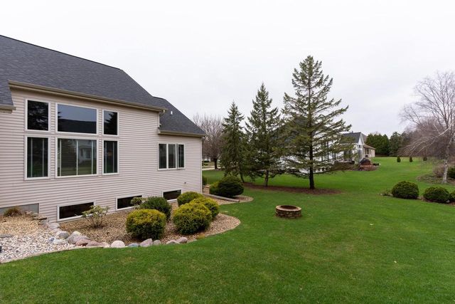 522 E TALLGRASS DRIVE, Appleton, WI 54913