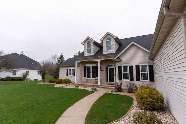 522 E TALLGRASS DRIVE, Appleton, WI 54913