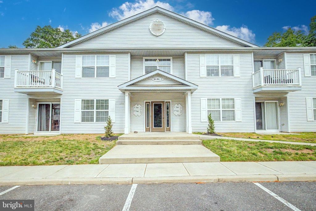 111 PINE VALLEY CT, Little Egg Harbor Twp, NJ 08087