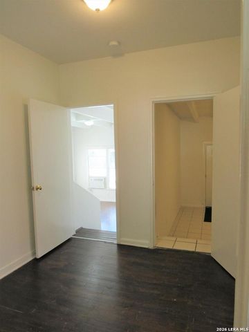 454 Bailey, San Antonio, TX 78210