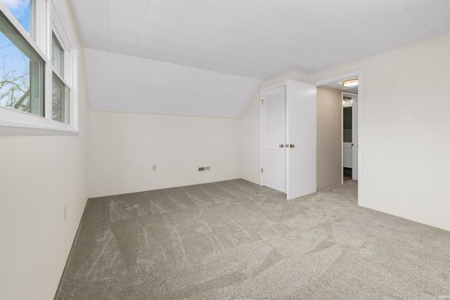 7602 Pinedale Drive, Fort Wayne, IN 46819