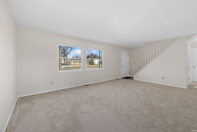 7602 Pinedale Drive, Fort Wayne, IN 46819