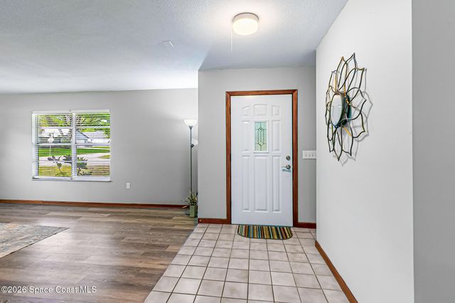 1100 Wabasso Avenue SE, Palm Bay, FL 32909