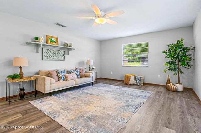 1100 Wabasso Avenue SE, Palm Bay, FL 32909
