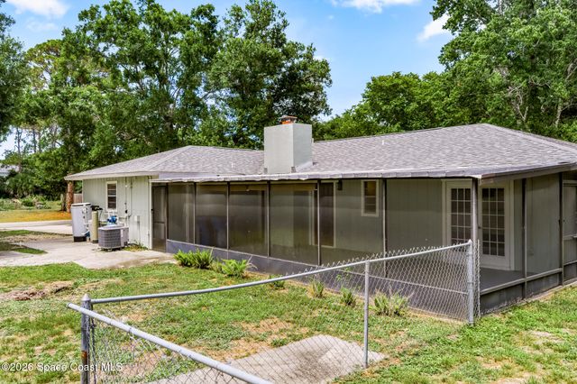 1100 Wabasso Avenue SE, Palm Bay, FL 32909