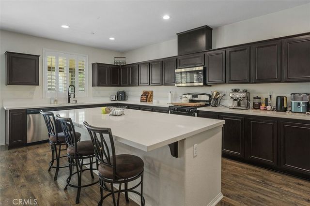 7066 Almandine, Jurupa Valley, CA 92509