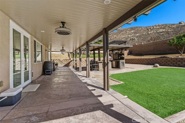 7066 Almandine, Jurupa Valley, CA 92509