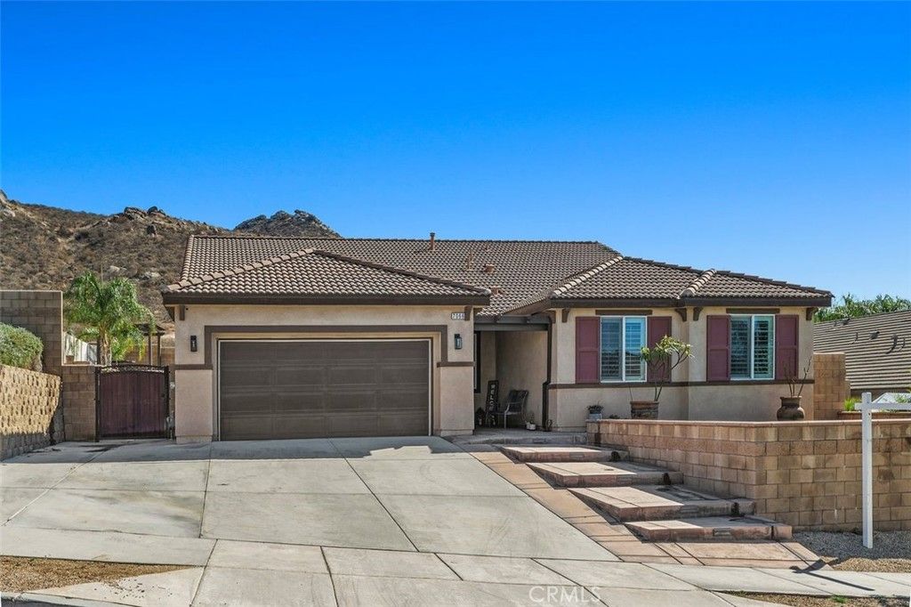 7066 Almandine, Jurupa Valley, CA 92509