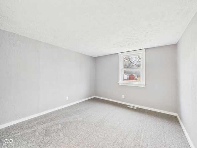 2102 Crystal Street, Anderson, IN 46012