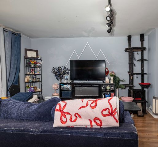 3001 S Michigan Avenue 1006, Chicago, IL 60616