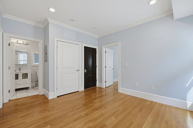 4370 Washington St 2, Boston, MA 02131