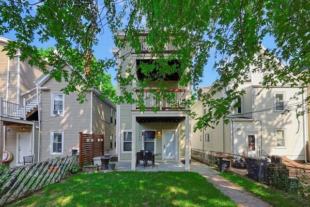4370 Washington St 2, Boston, MA 02131