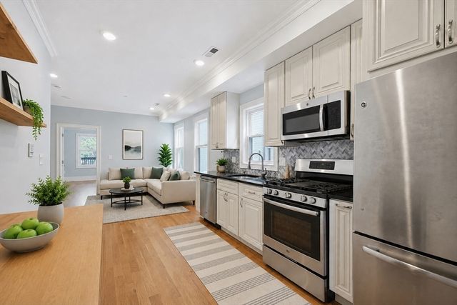 4370 Washington St 2, Boston, MA 02131