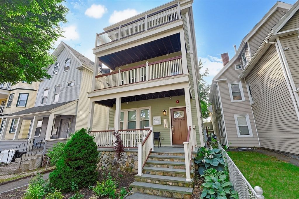 4370 Washington St 2, Boston, MA 02131