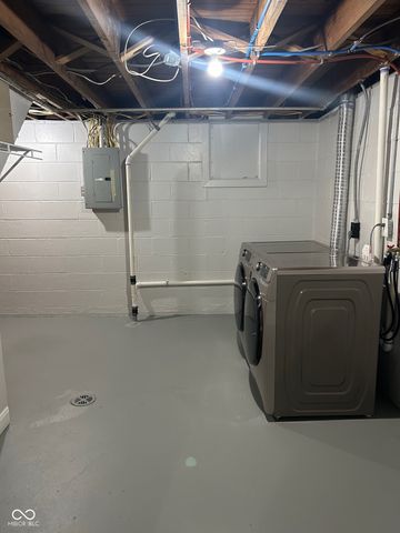 5208 E 9th Street, Indianapolis, IN 46219