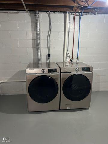 5208 E 9th Street, Indianapolis, IN 46219