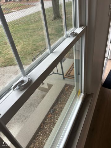 5208 E 9th Street, Indianapolis, IN 46219