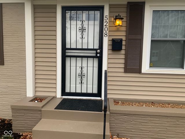 5208 E 9th Street, Indianapolis, IN 46219