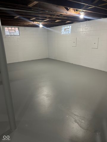 5208 E 9th Street, Indianapolis, IN 46219