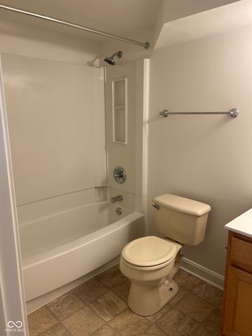 5208 E 9th Street, Indianapolis, IN 46219